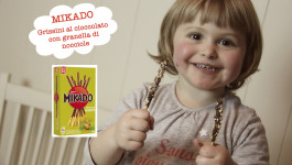 Mikado, grissini ricoperti di cioccolato e granella di nocciole